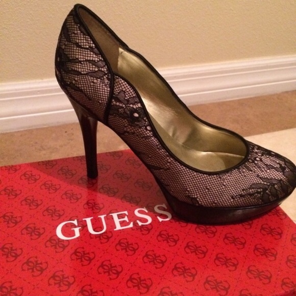 Guess shoes, size 6.5 - Picture 2 of 4